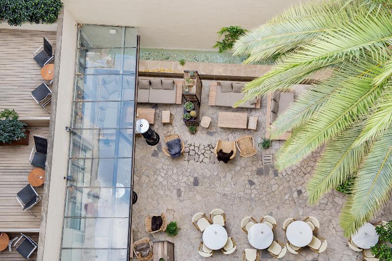 Petit Palace Hotel Tres パルマ・デ・マリョルカ エクステリア 写真